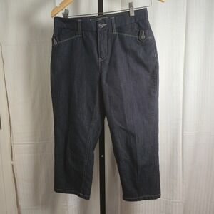 CATO Dark Wash Denim‎ Capris Button Pocket Detail Women's Size 4 Cropped Jeans